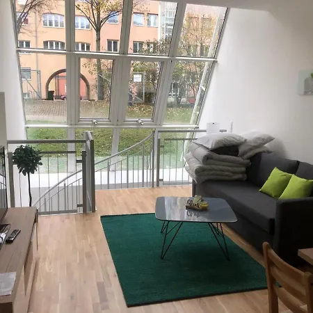 Deluxe Duplex City Apartment *