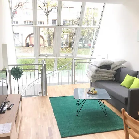 Deluxe Duplex City *