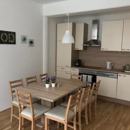 Deluxe Duplex City Apartment Innsbruck