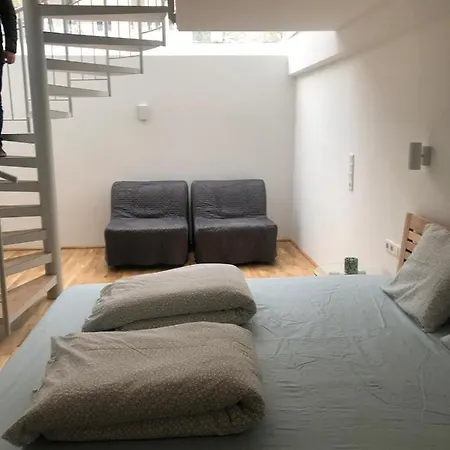 Deluxe Duplex City Apartment *