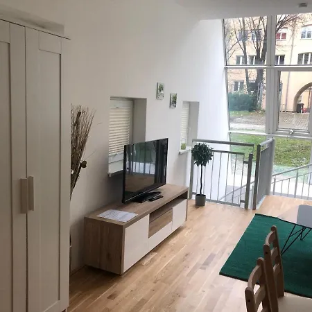 Deluxe Duplex City